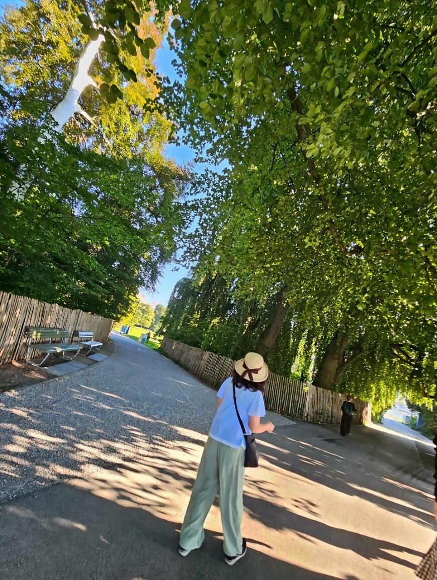 Sophia — public sector professional, Tokyo